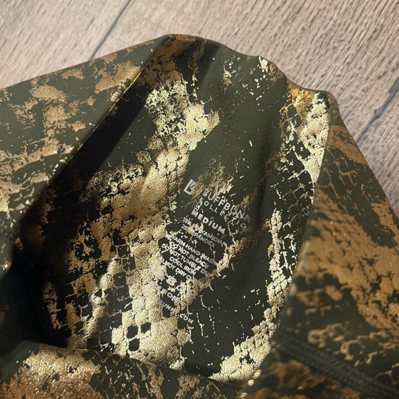 BuffBunny Green and Gold Patterned Leggings Medium - Picture 2 of 4